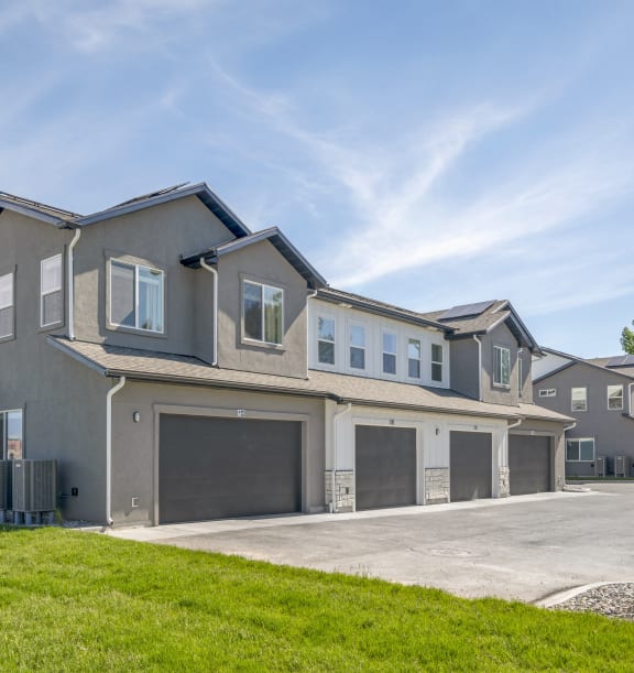 Townhomes for Rent in Idaho Falls Orchard Park Townhomes